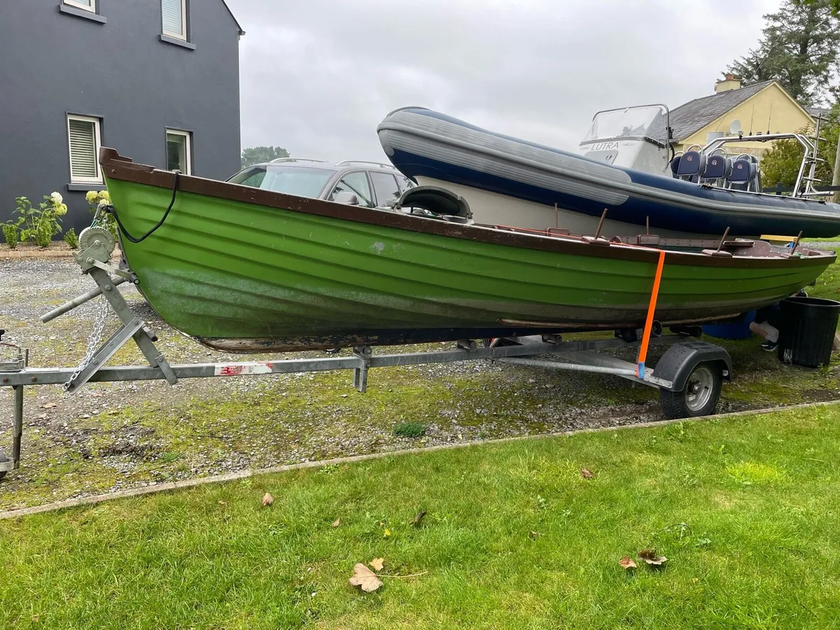 18ft McAlinden Lake Boat - Image 4