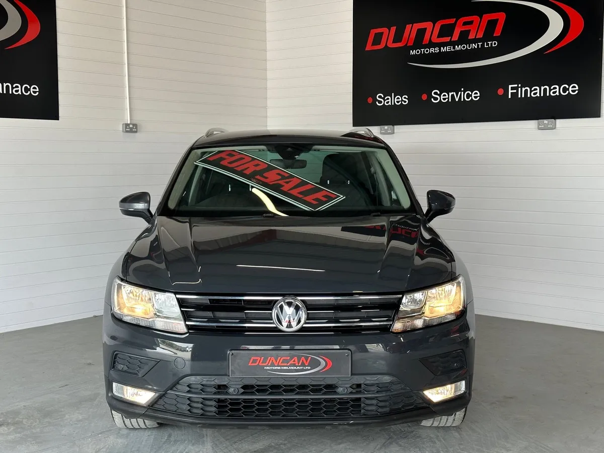 2017 Volkswagen Tiguan se nav - Image 2