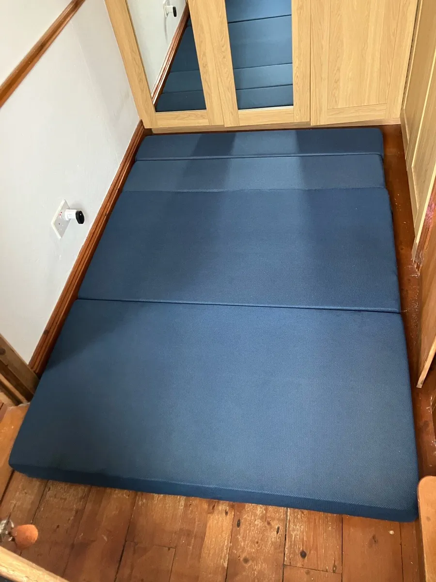 Sofa bed - Image 2