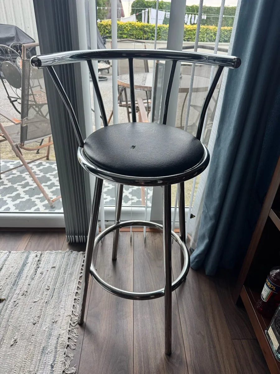 Chrome bar stool with black leather seat - Image 1