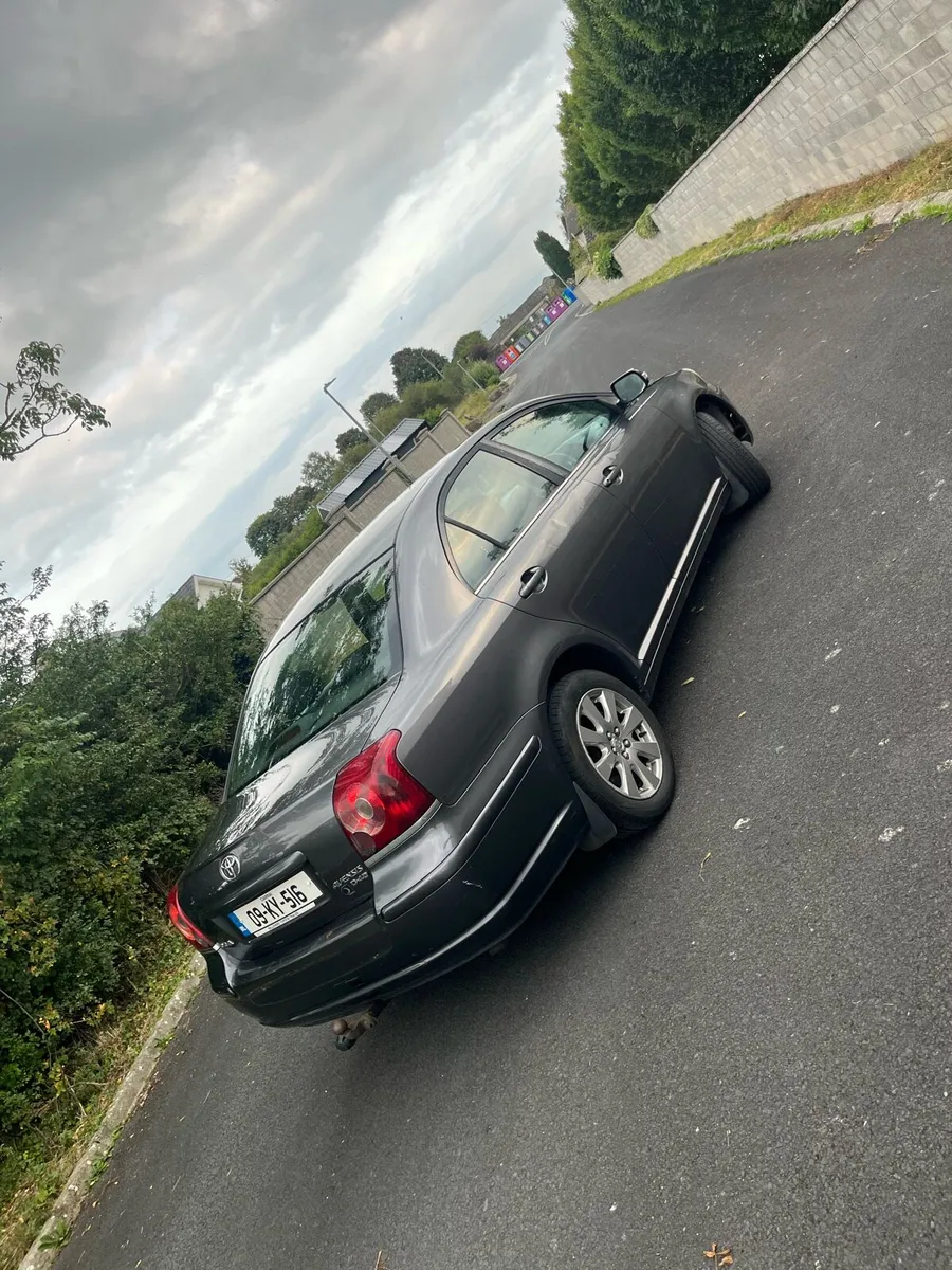 Toyota avensis D4D - Image 4