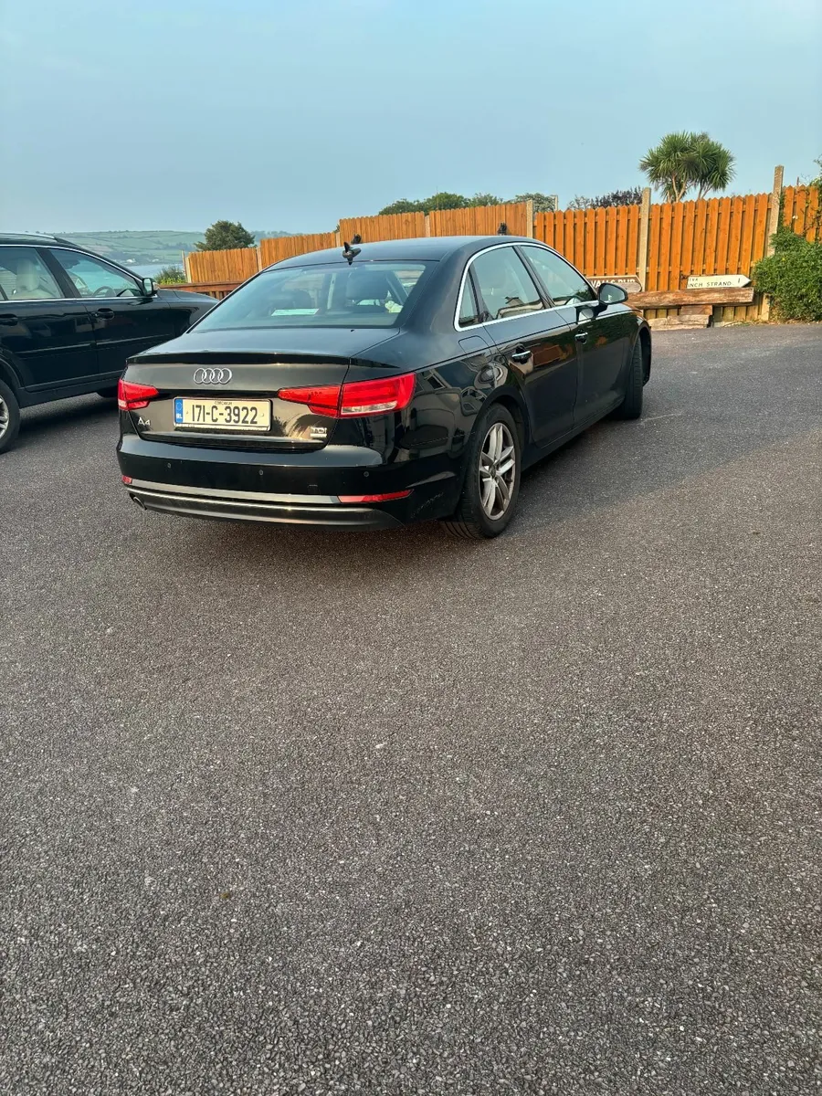 Audi A4 2017 - Image 2