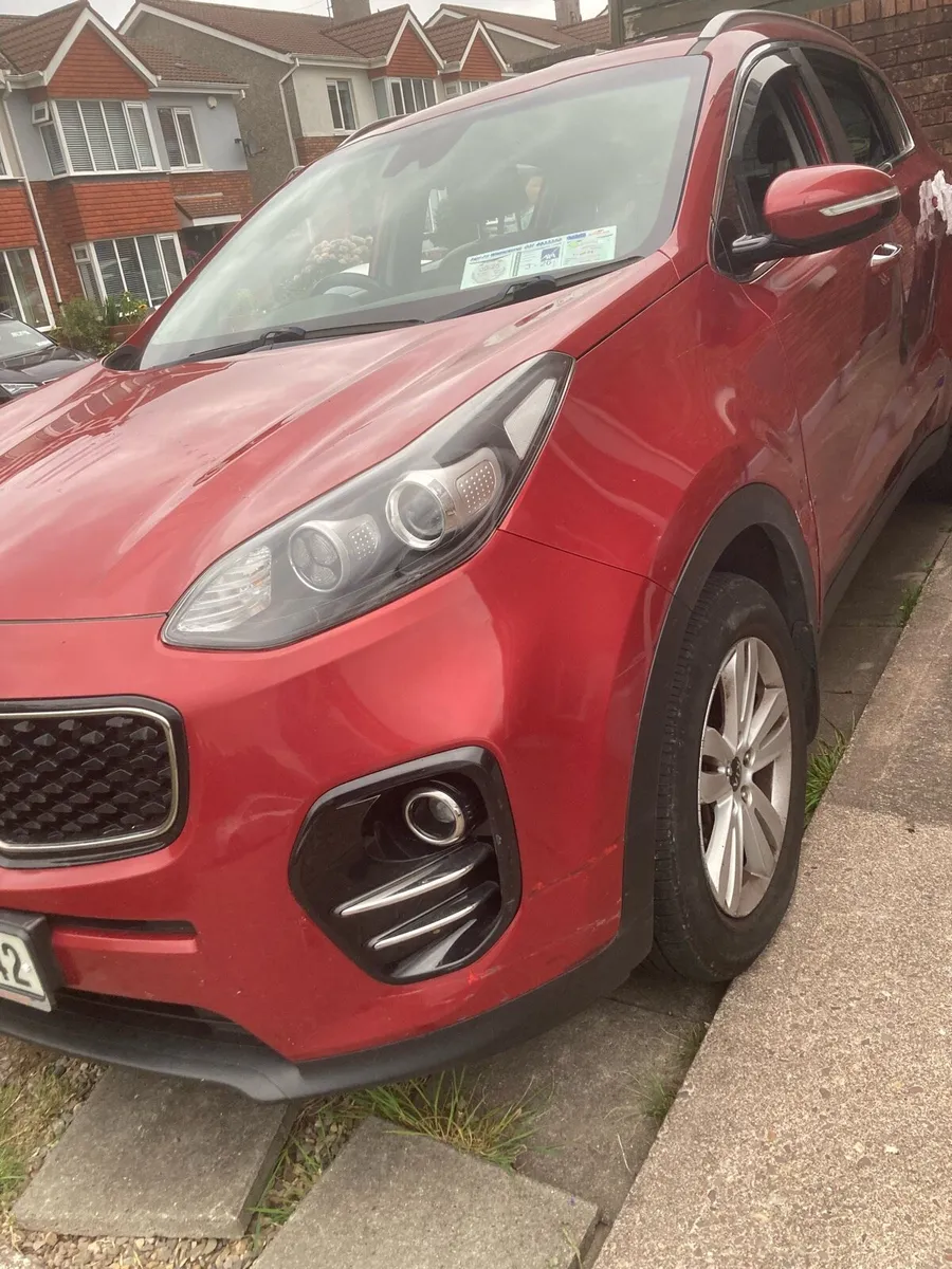 Car - Image 2