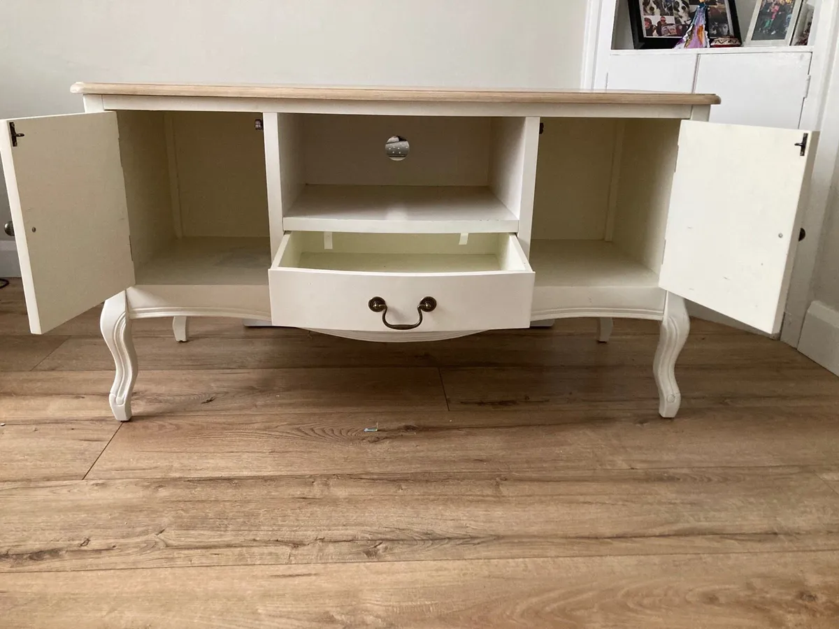 TV Stand - Image 2
