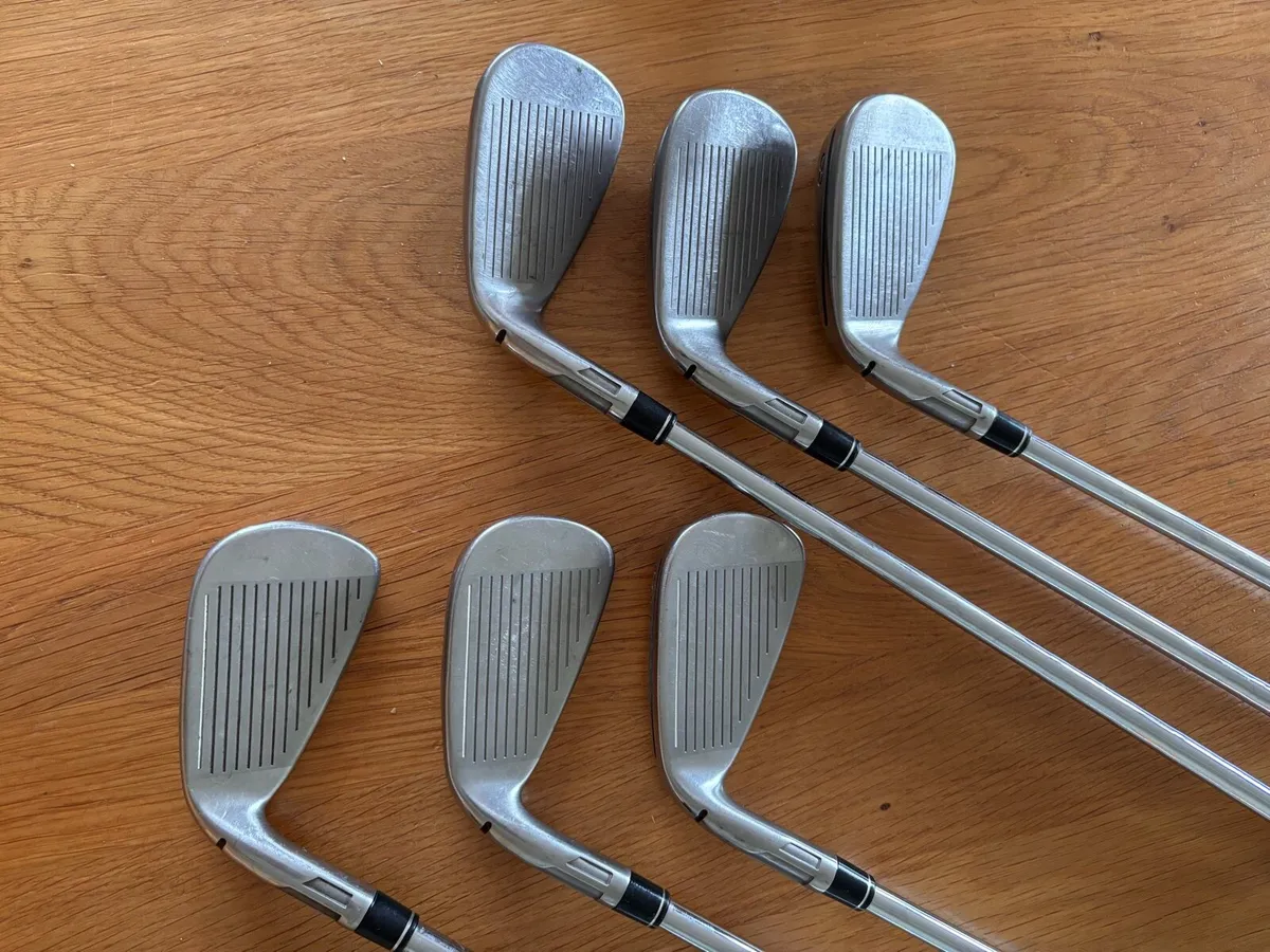 Taylormade Sim2 Max Irons 5-PW // STIFF - Image 4