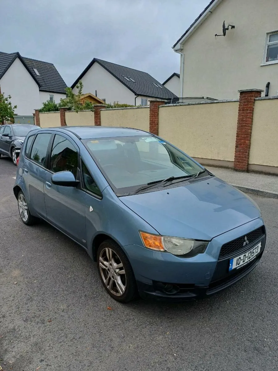 MITSUBISHI COLT 2010 AUTOMATIC LOW MILES - Image 2