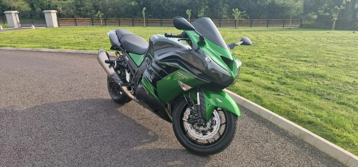 Kawasaki ZZR1400 PS - Image 1
