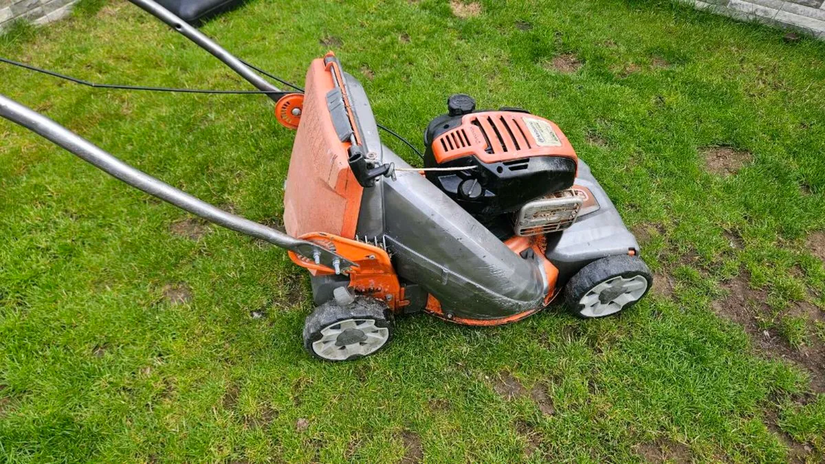 husqvarna  lawnmower - Image 4