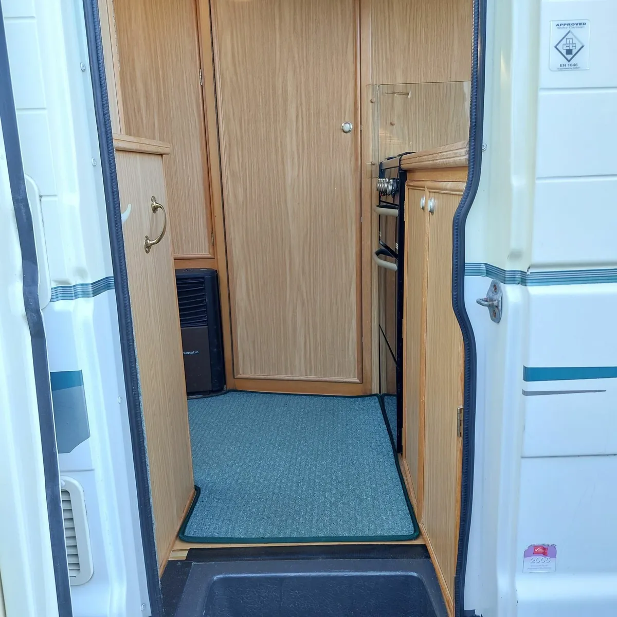 campervan / motorhome - Image 2