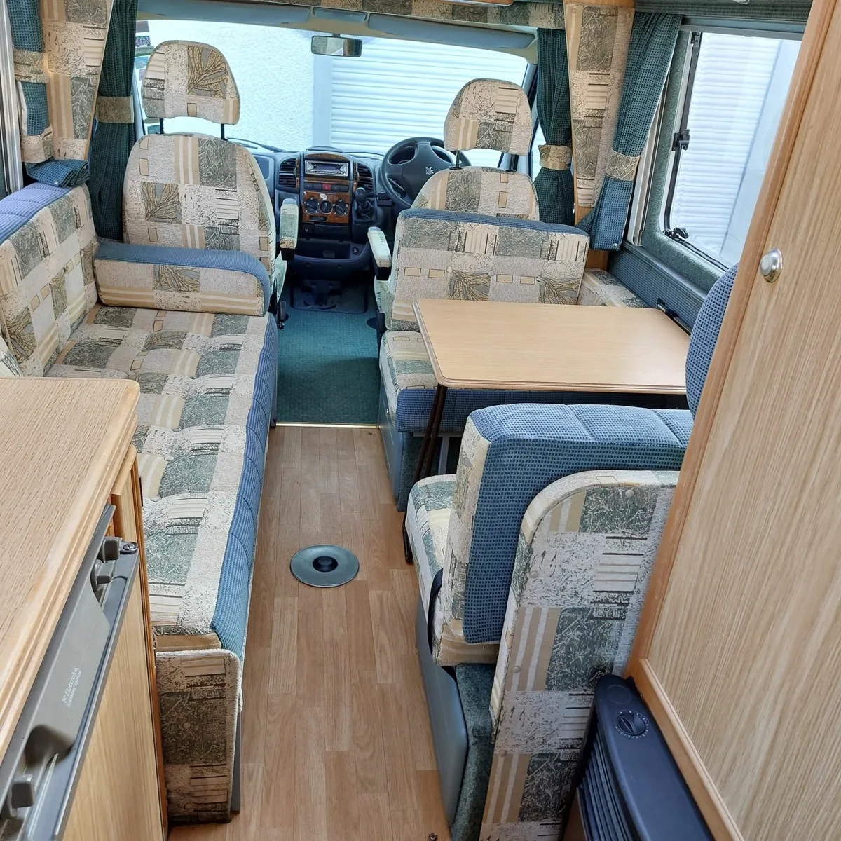 campervan / motorhome - Image 3