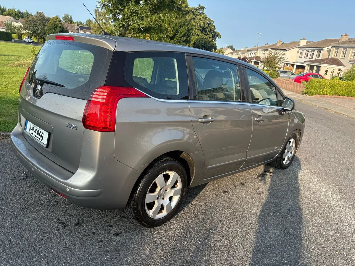 Peugeot 5008 automatic - Image 4