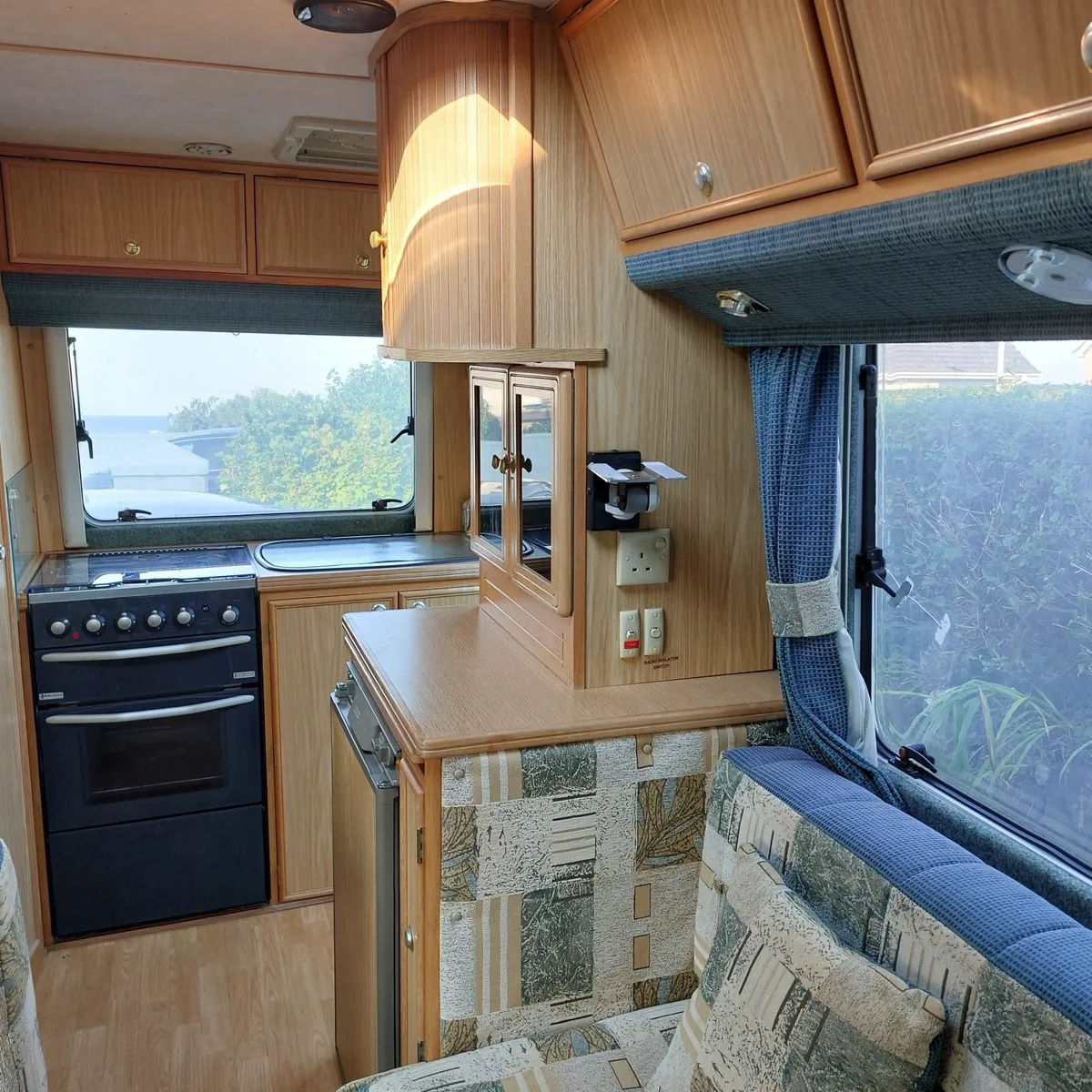 campervan / motorhome - Image 4