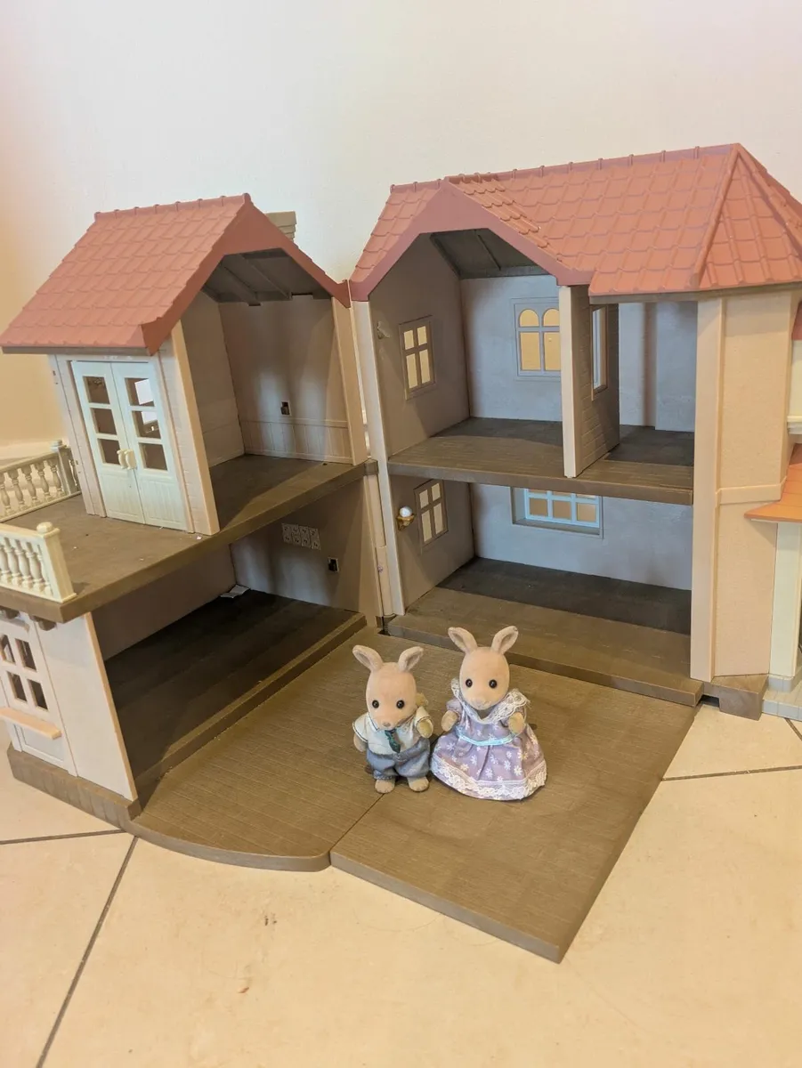 Sylvanian family house - Image 2