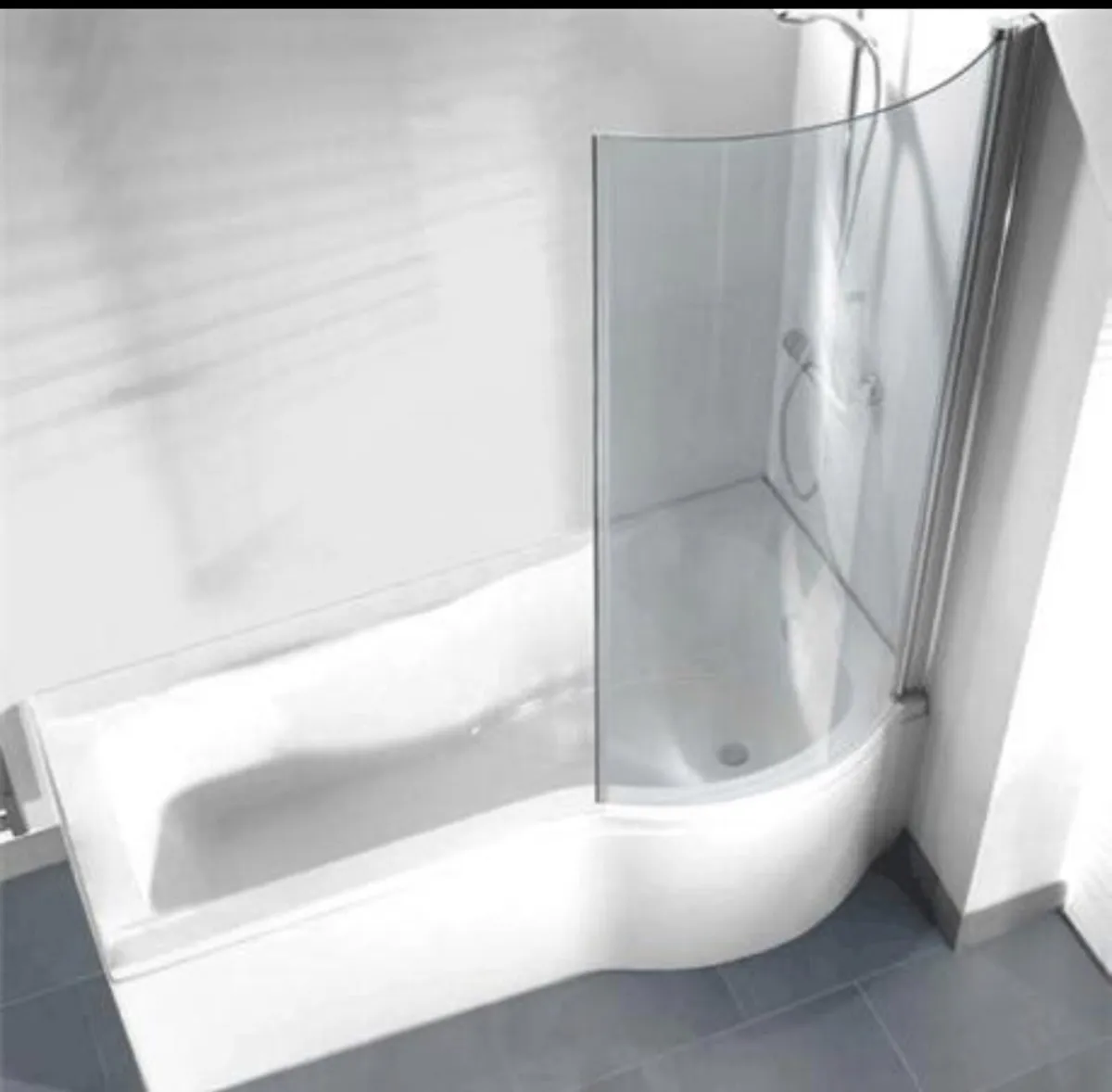 P shaped shower bath