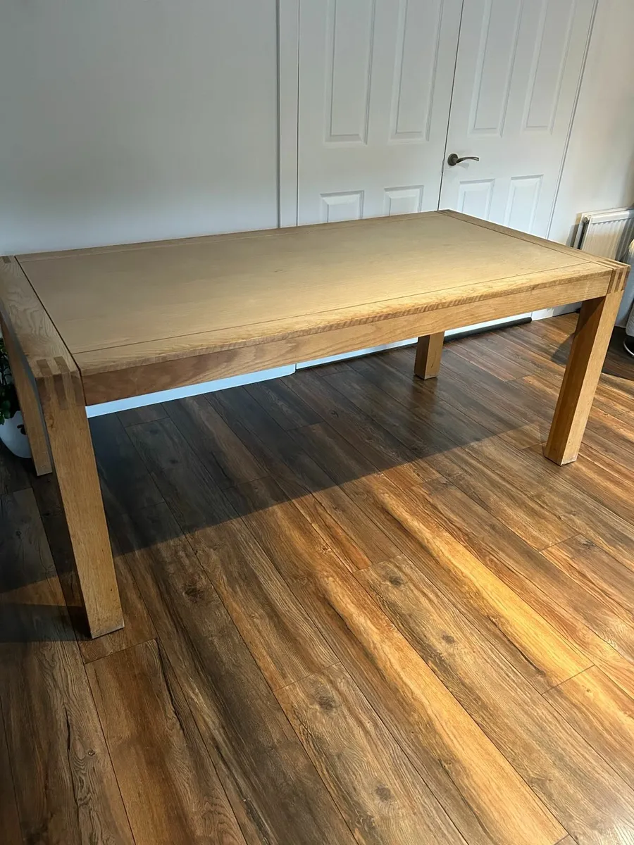 dining table - Image 4