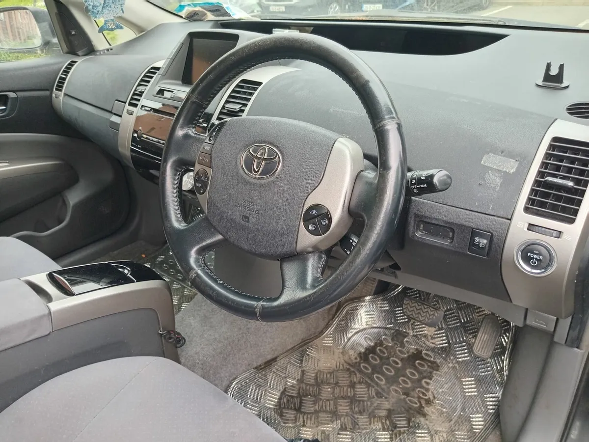 Toyota Prius 2006 - Image 1