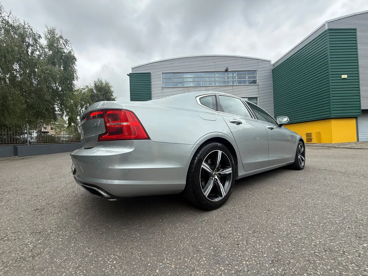 Volvo S90 R-Design 2.0 D4 Automatic - Image 4