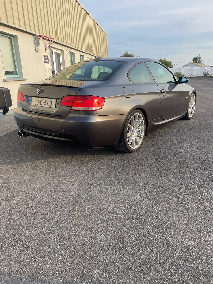 BMW 3 series coupe - Image 3