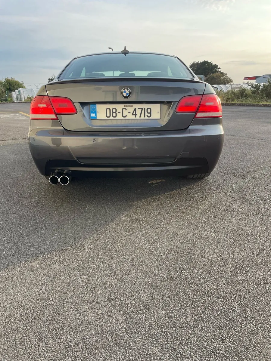 BMW 3 series coupe - Image 4