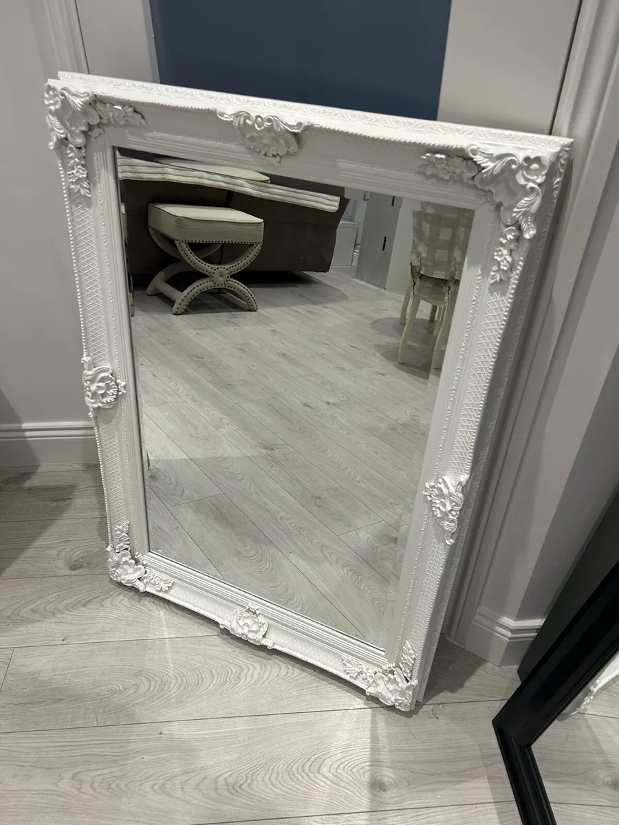 Mirror - Image 1
