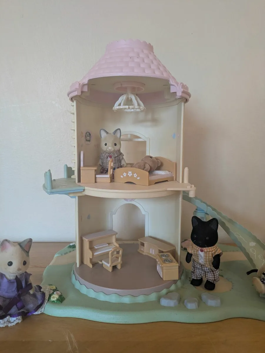 Sylvanian family house - Image 4