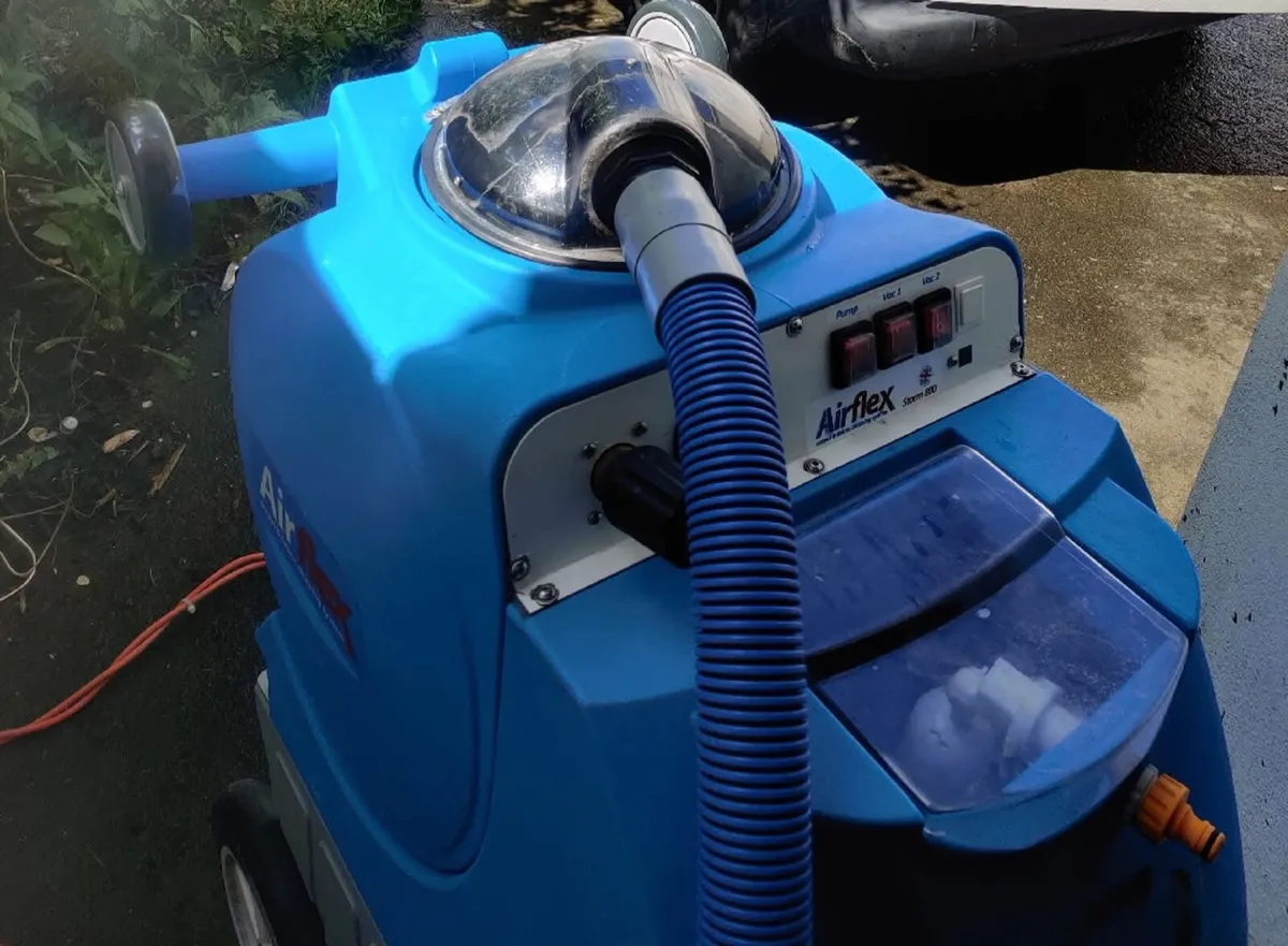 AirflexStorm Professional Carpet Cleaning Machine - Image 2