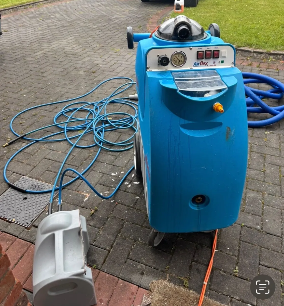 AirflexStorm Professional Carpet Cleaning Machine - Image 3