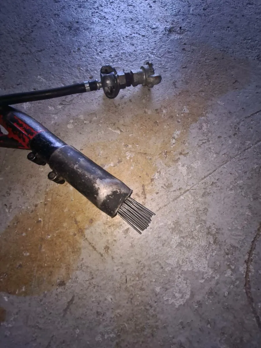 110v scrabbled/needler - Image 2