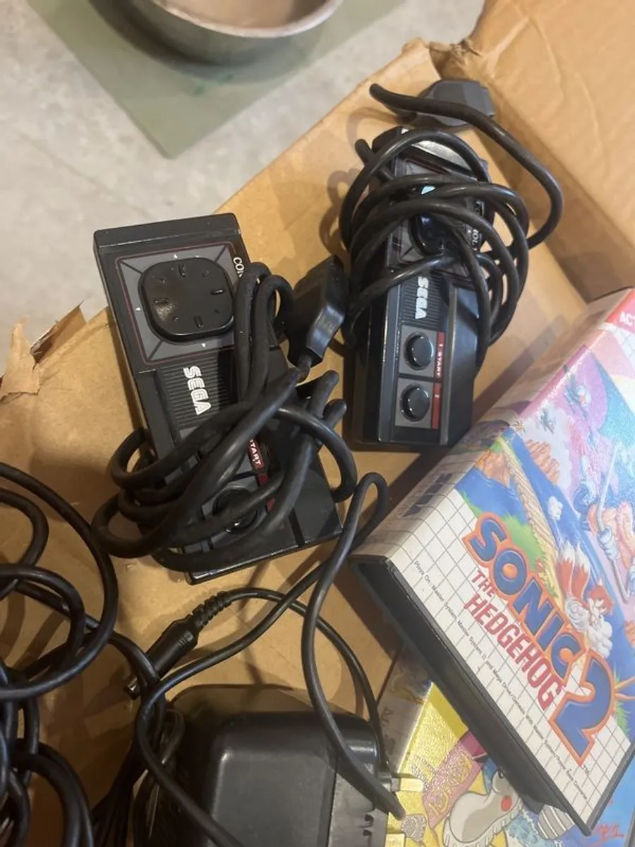 Sega Master System II with Controllers and 6 Games - Image 4