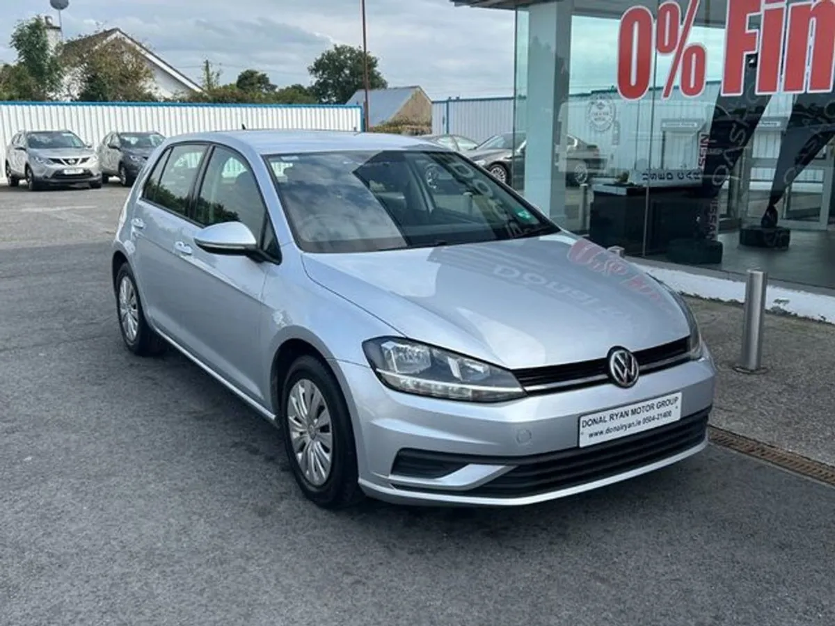 Volkswagen Golf Diesel Hatchback 1.6 TDI S 5dr - Image 2