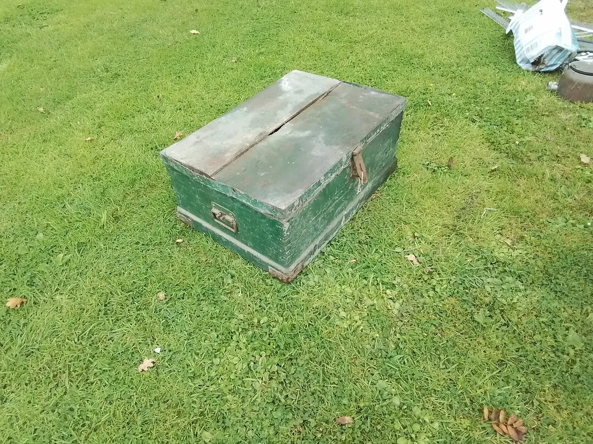Antique timber box - Image 1