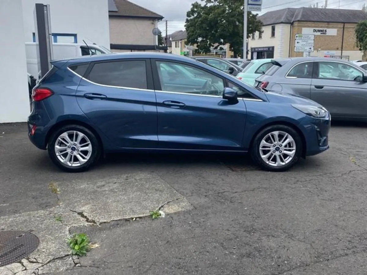 Ford Fiesta Titanium 1.0t 100 BHP - Image 4