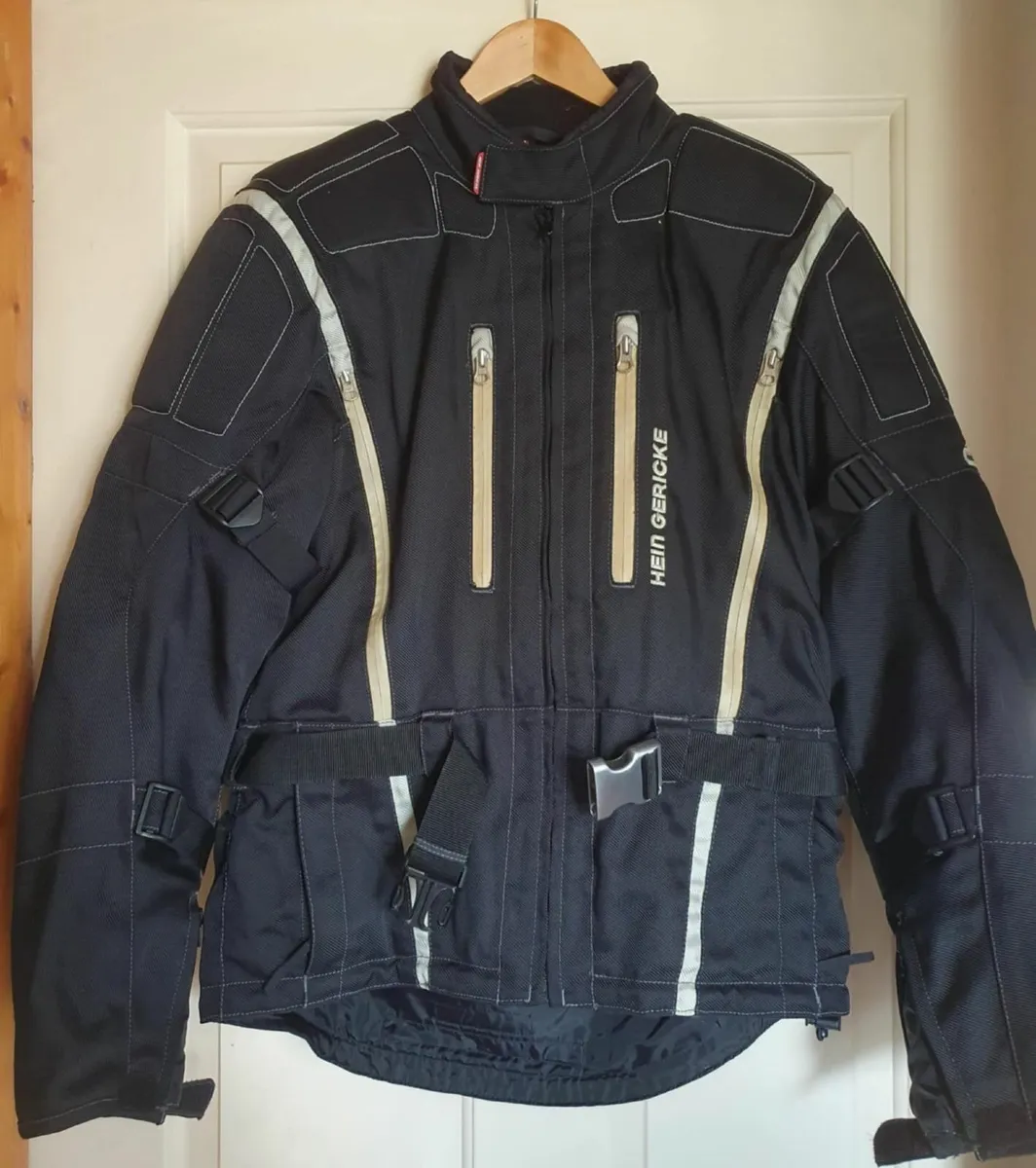 Motorcycle gear - Image 2