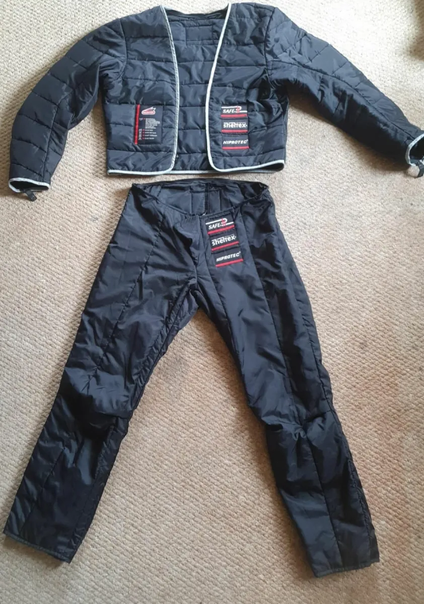 Motorcycle gear - Image 3