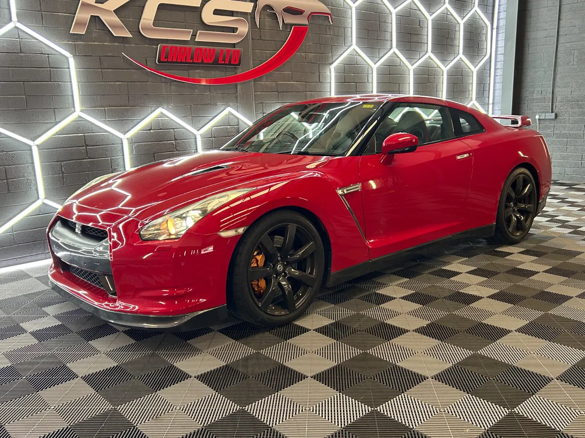 2009 Nissan R35 GTR - Image 3