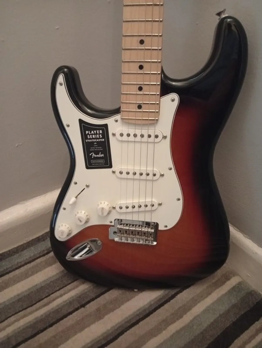 Fender player Stratocaster - Image 2