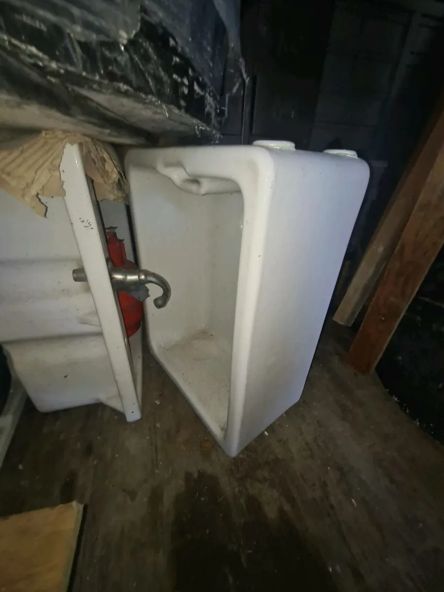 Belfast sink - Image 1