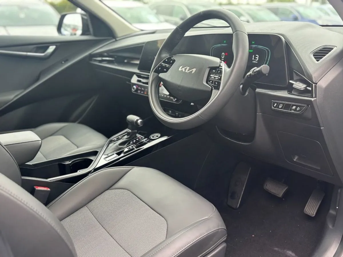 Kia Niro 1.6 Hybrid K3 Automatic - Image 4