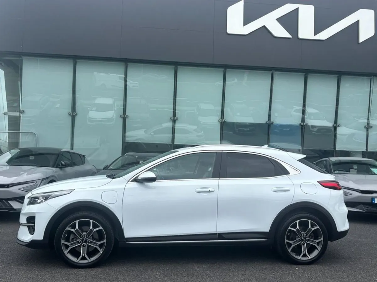 Kia Xceed 1.6 Plug in Hybrid Automatic - Image 3