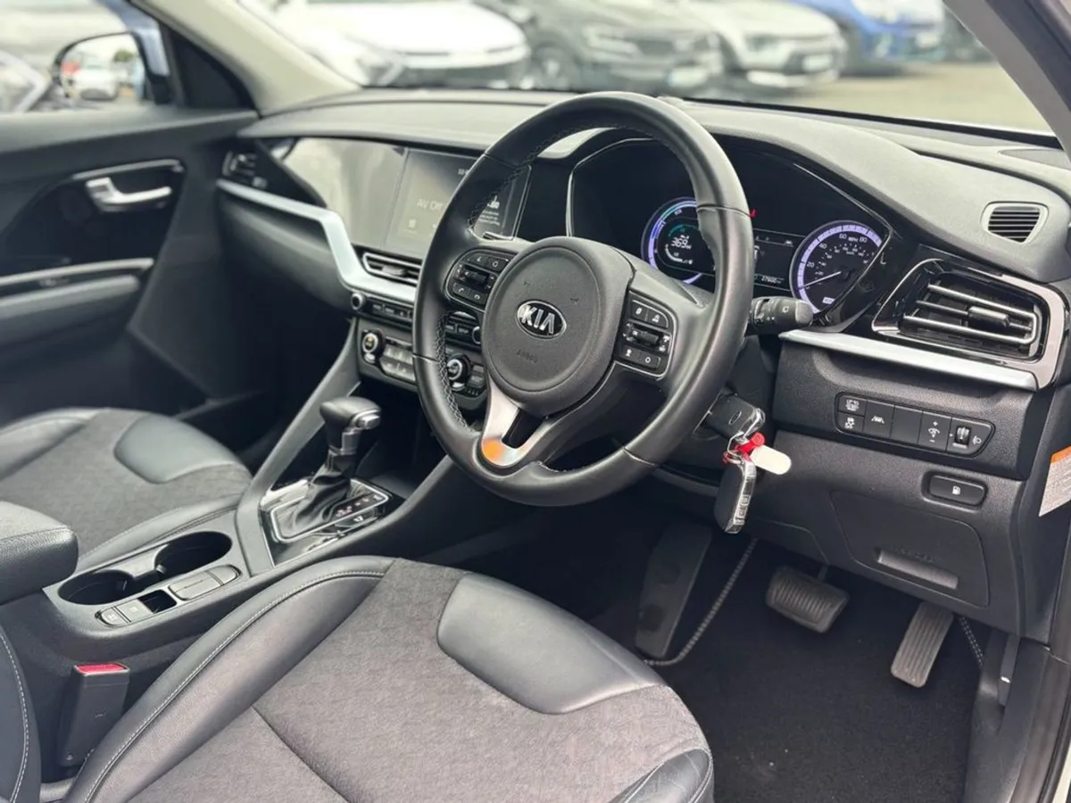 Kia Niro 1.6 Hybrid Automatic - Image 3