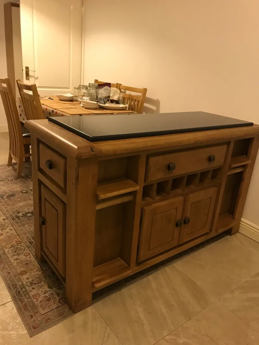 Danube kitchen island - Image 1
