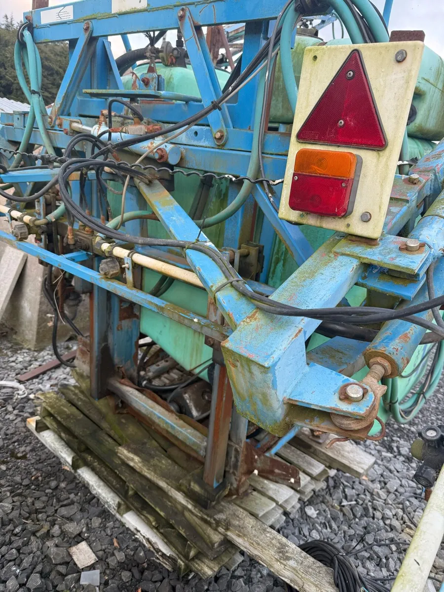 Berthoud 21 metre sprayer - Image 4