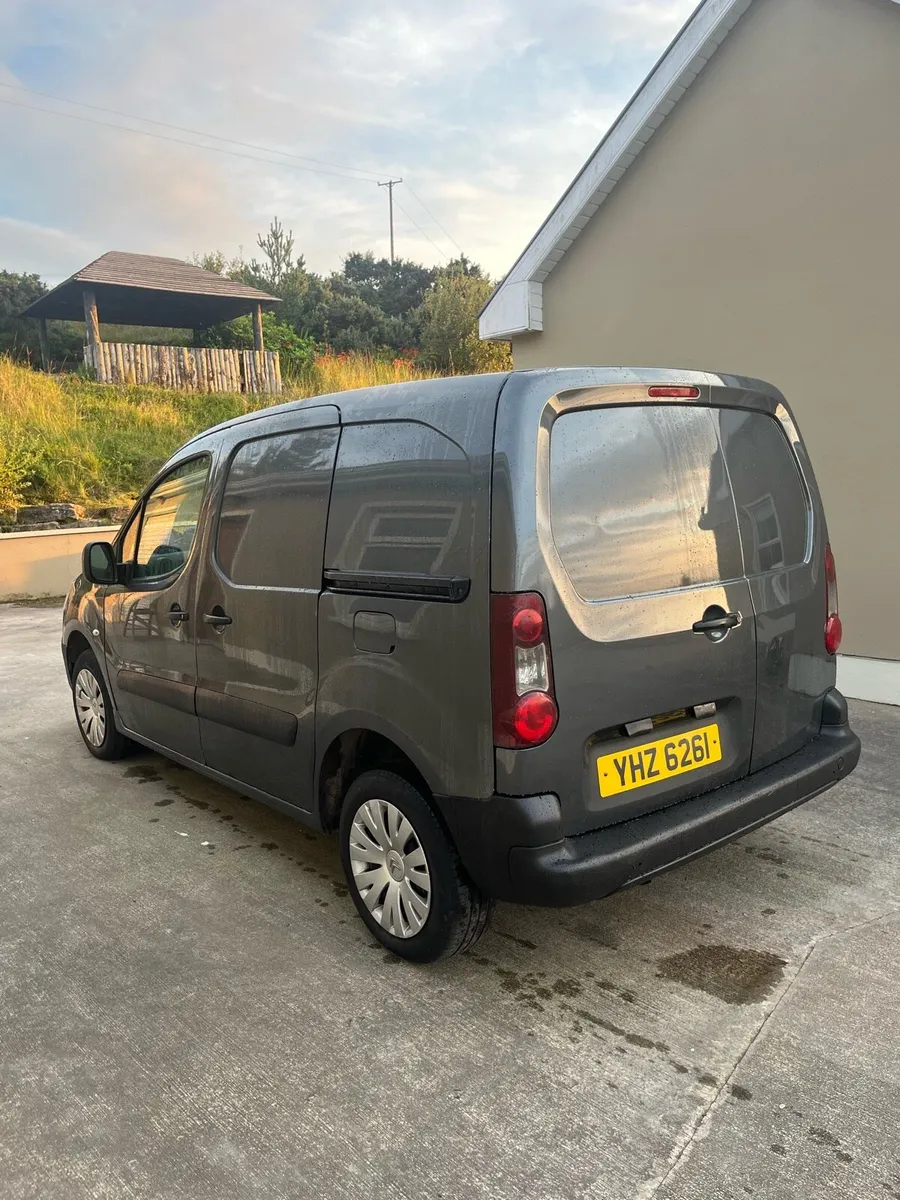 2017 Citroen berlingo - Image 2