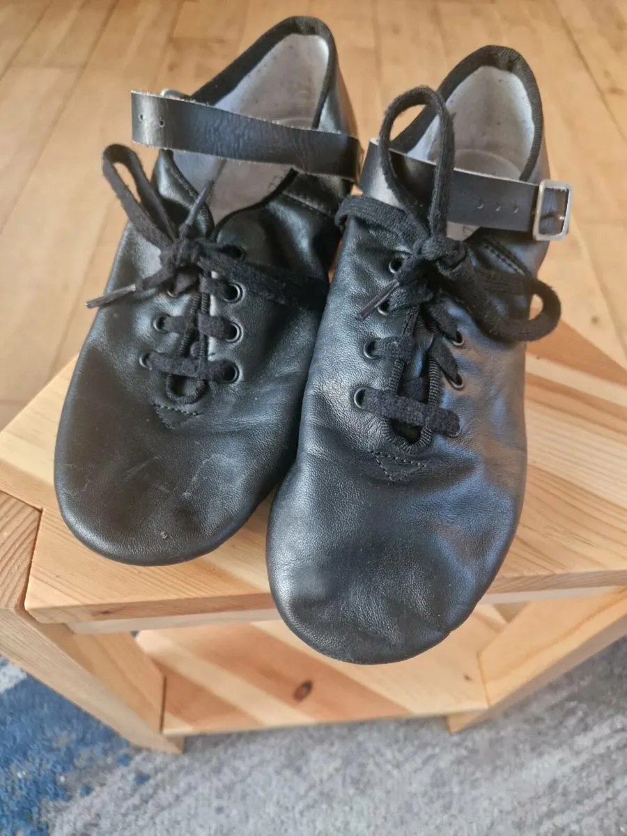 Irish dancing shoes - Image 4