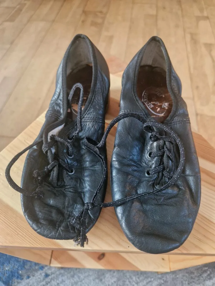 Irish dancing shoes - Image 2