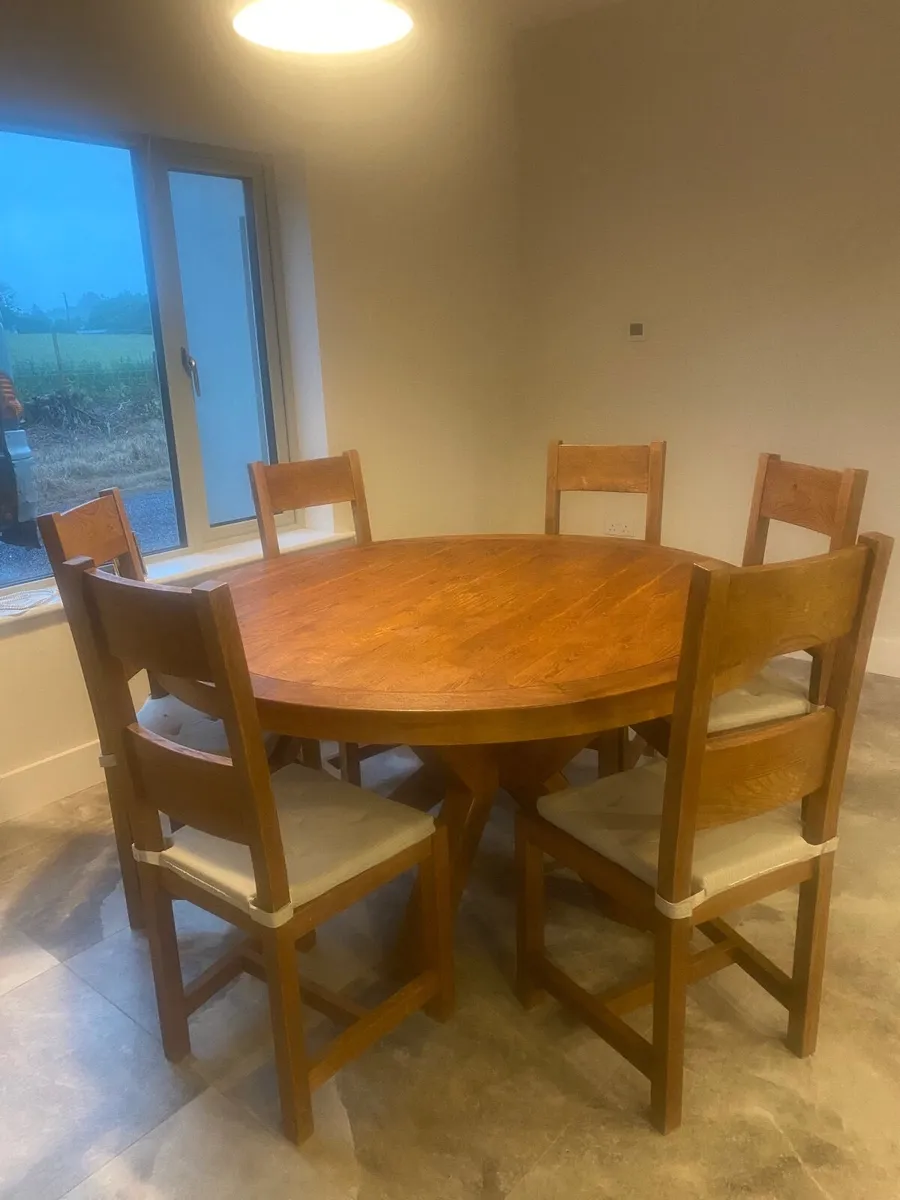 Kitchen table & chairs - Image 3