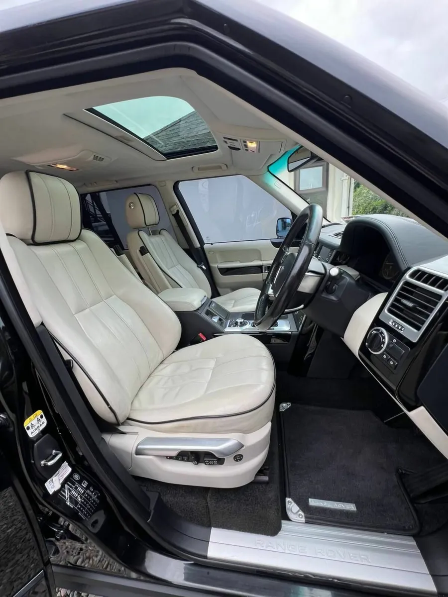 Land Rover Range Rover 2009 - Image 4