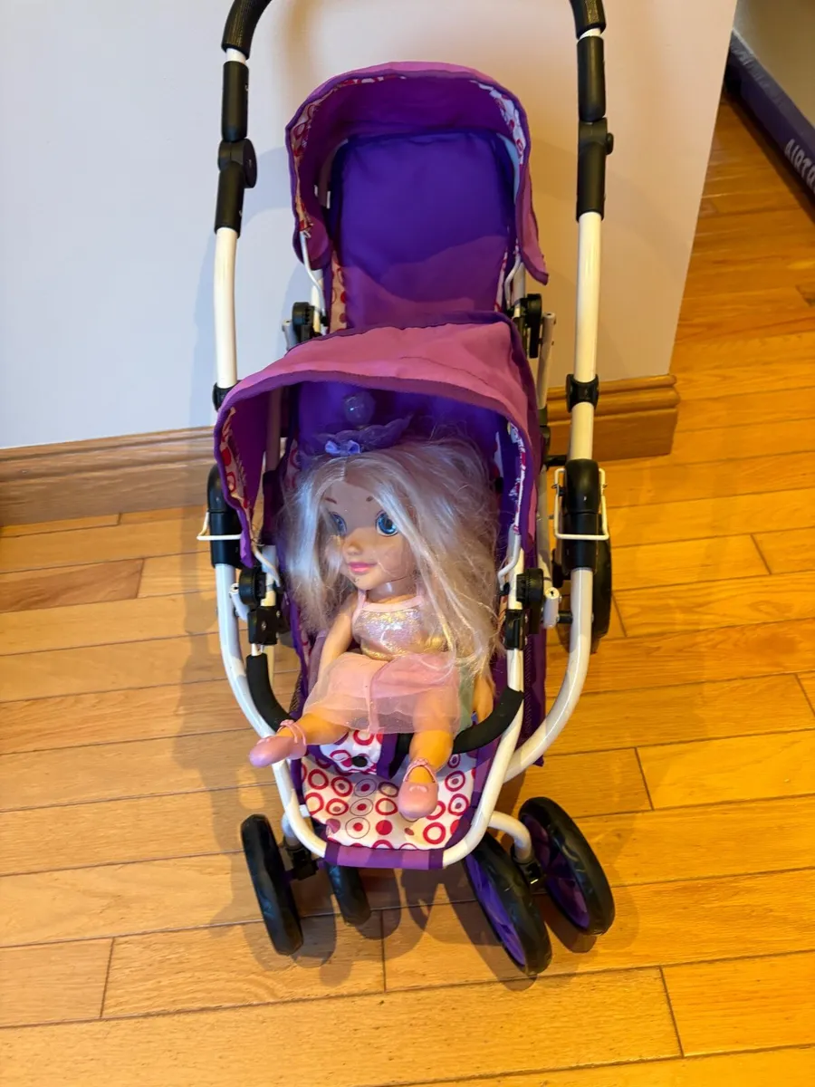 Double dolls buggy - Image 1