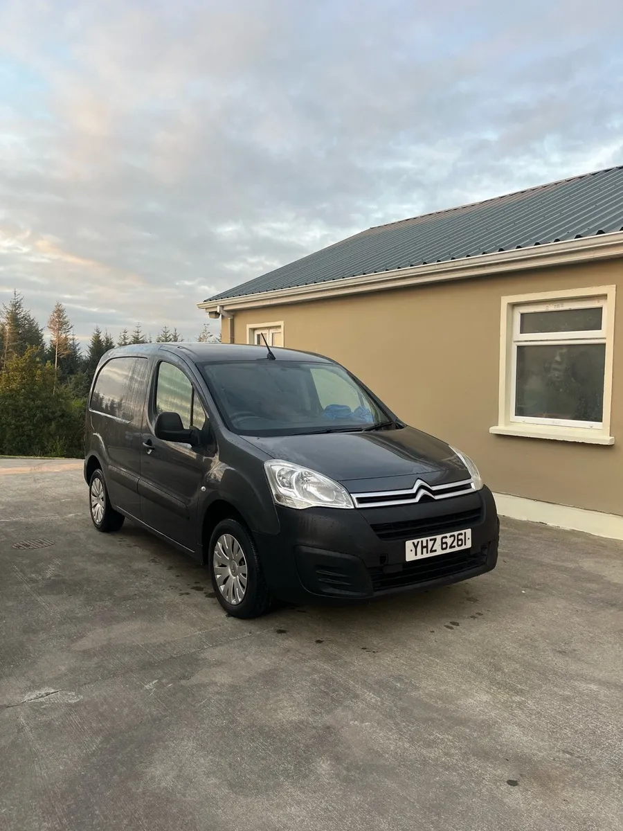 2017 Citroen berlingo - Image 1