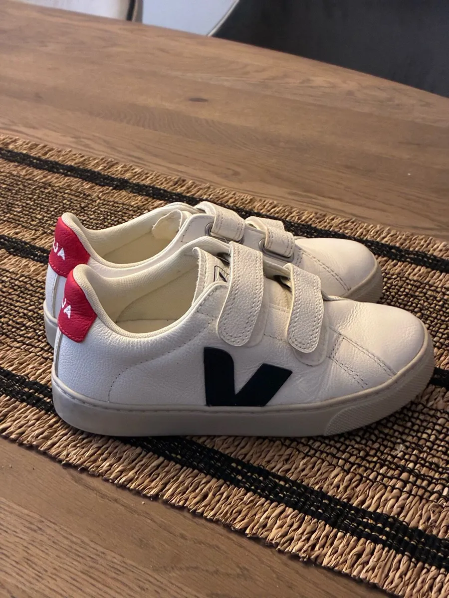 Kids Runners - Image 1